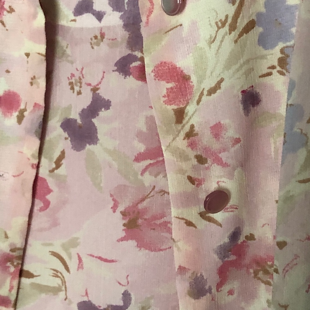 Robes - Picture 6 of 8